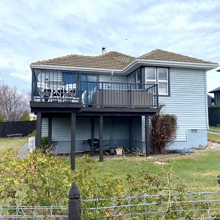 The Kiwi Bach Villa เลคเทคาโป ภายนอก รูปภาพ