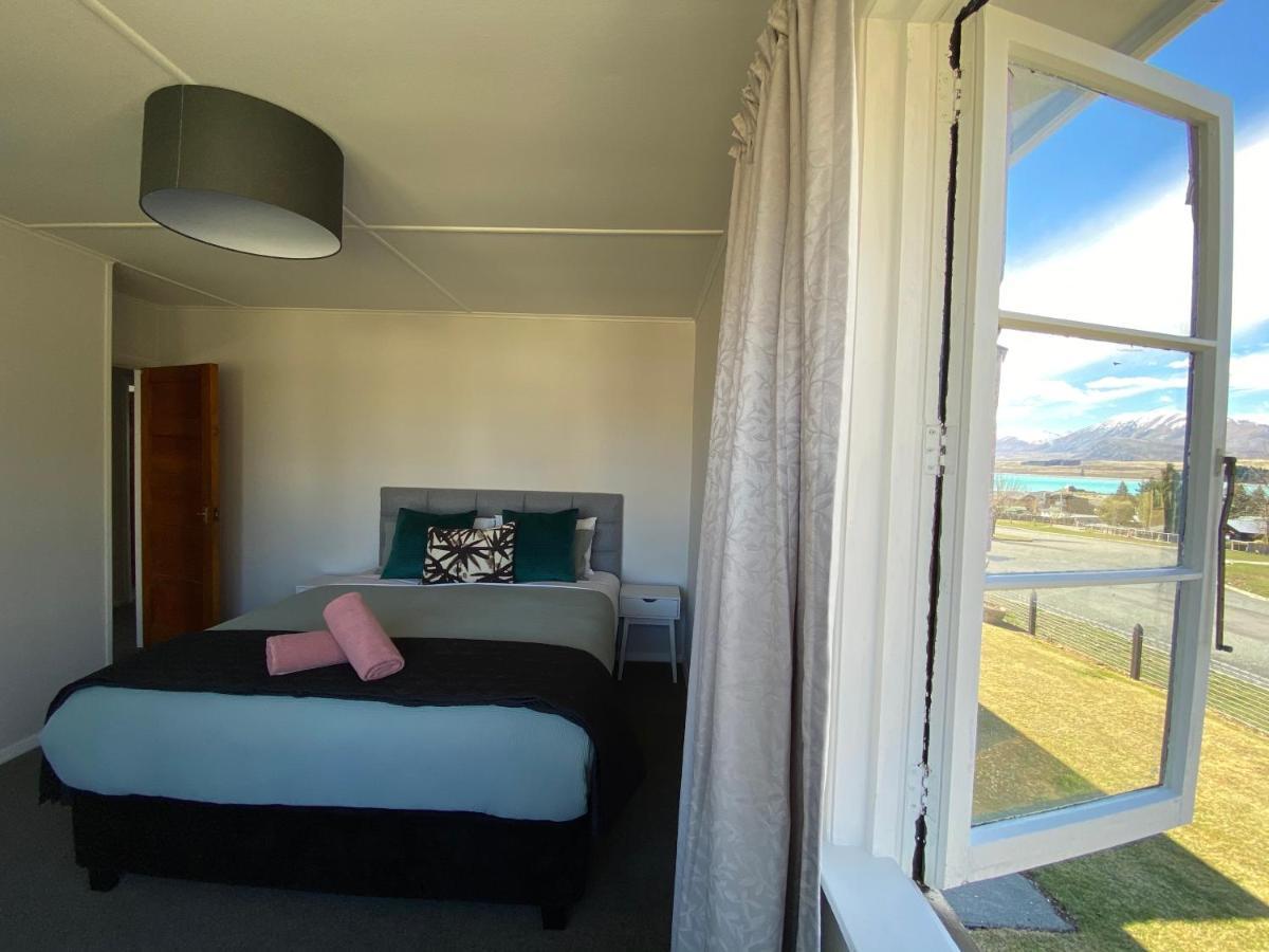 The Kiwi Bach Villa เลคเทคาโป ภายนอก รูปภาพ
